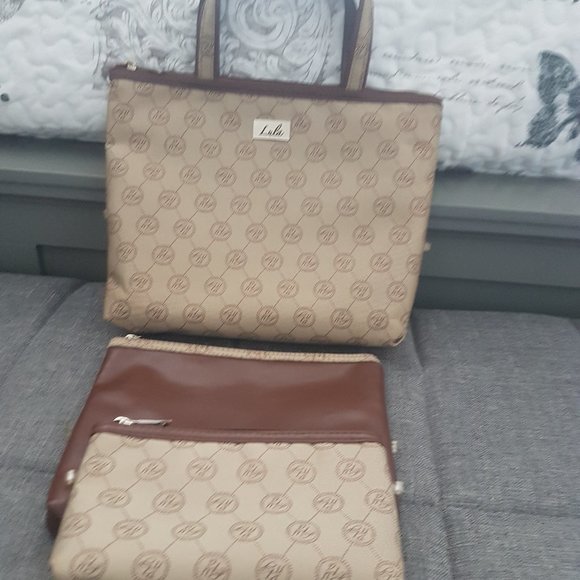 Makeup Bags - Picture 1 of 6
